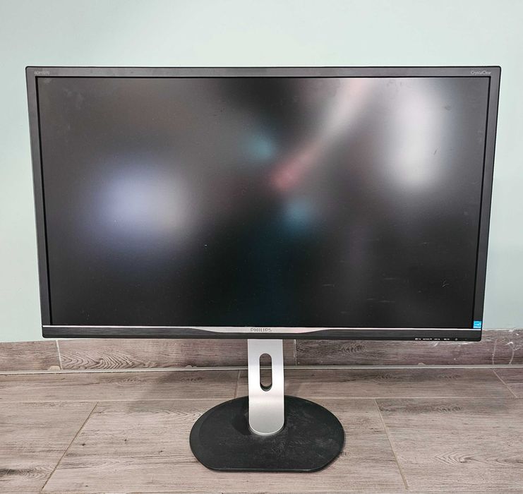 Monitor obracany Philips BDM3270QP/00, bardzo dobry stan