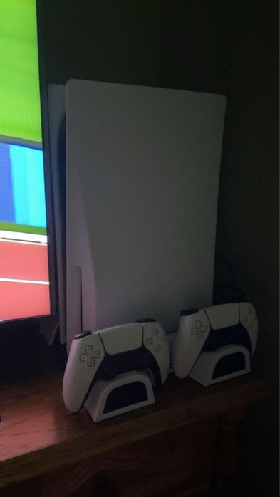 Konsola ps5 bardzo dobry stan