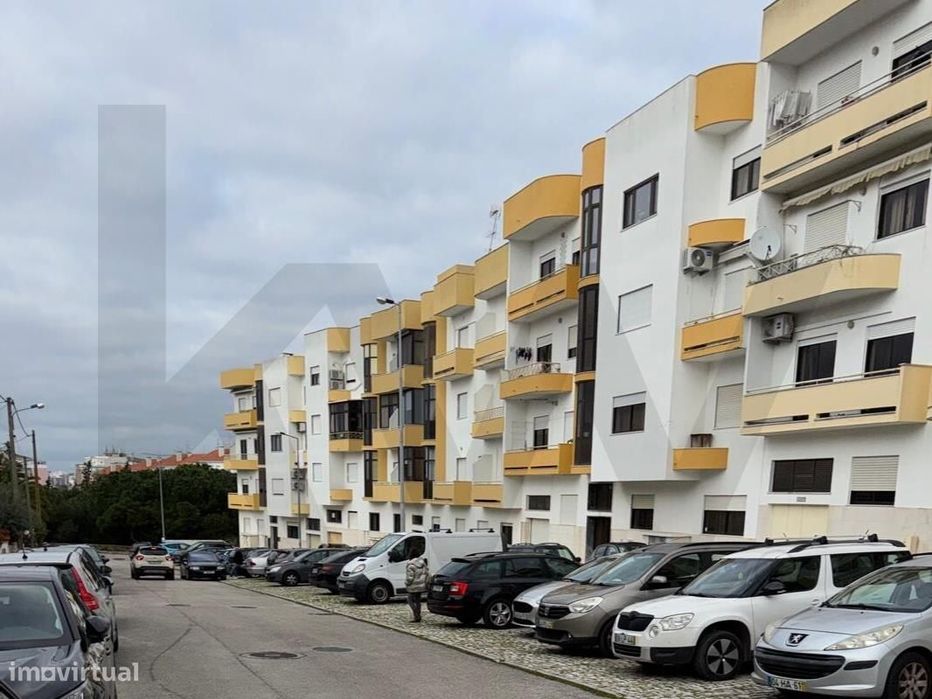 Garagem Box 60,36m2 – Laranjeiro / Feijó