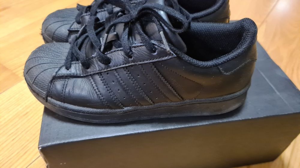 Buty adidas SUPERSTAR, r. 33,5