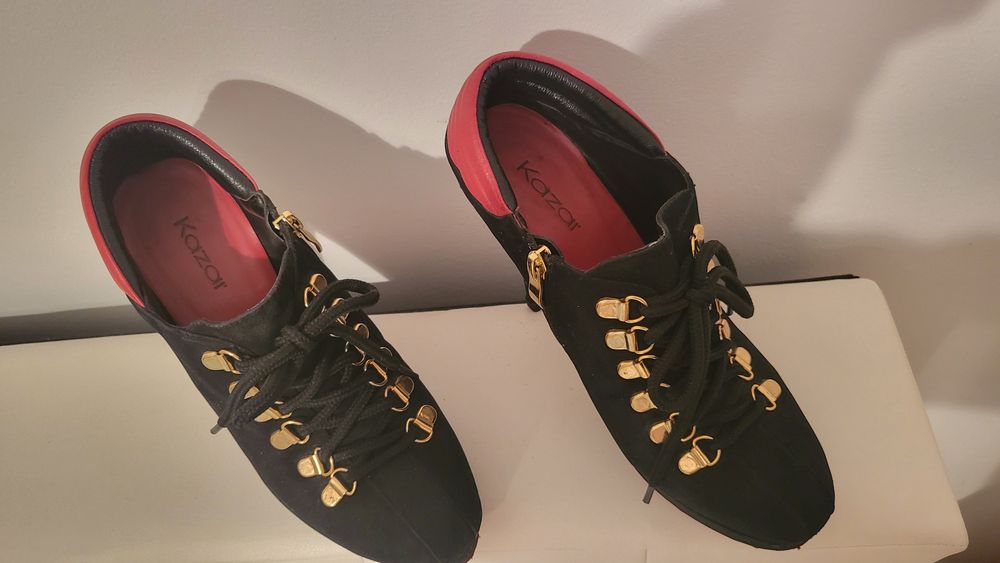 Kazar rozm. 39 czerwono czarne