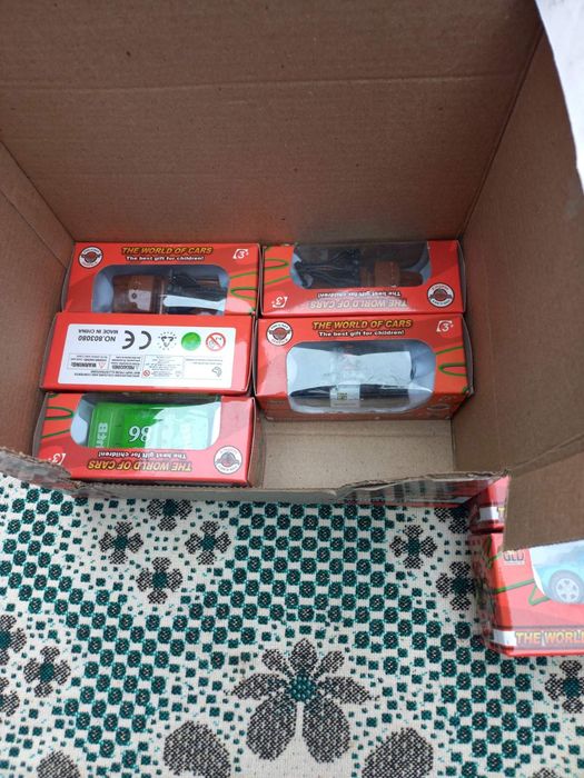 Машинки  дитячі ...