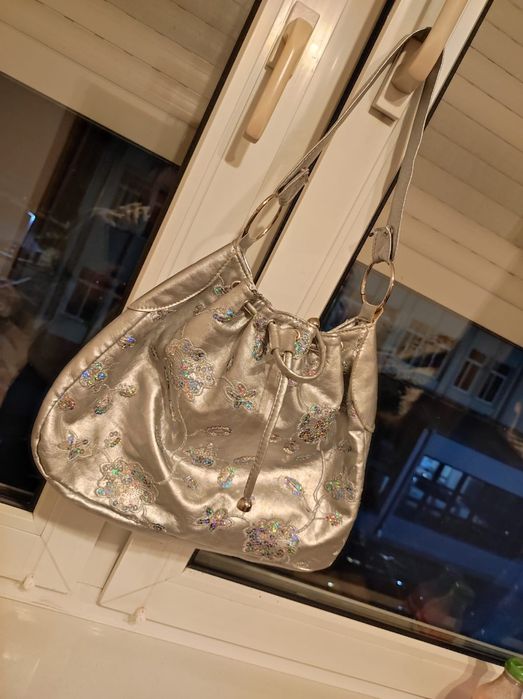 Torba na ramię srebrna