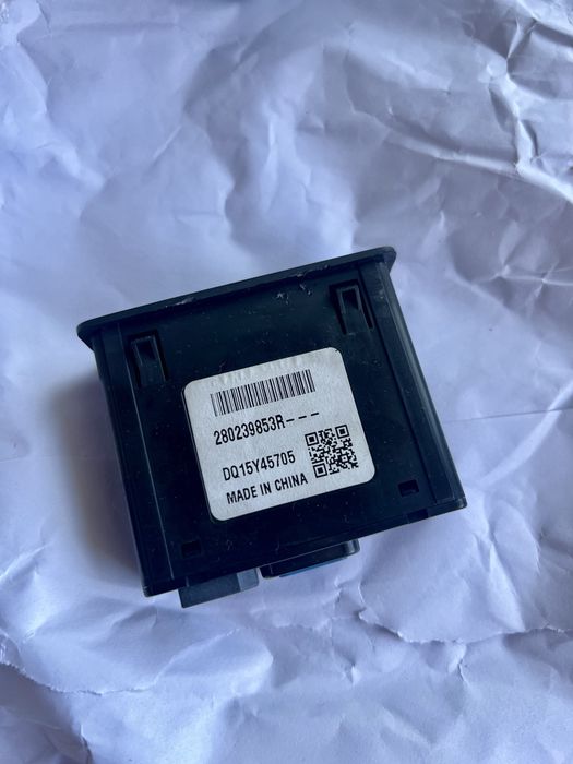 Módulo Conectores USB + AUX Renault Megane 4 / Talisman (280239853R)