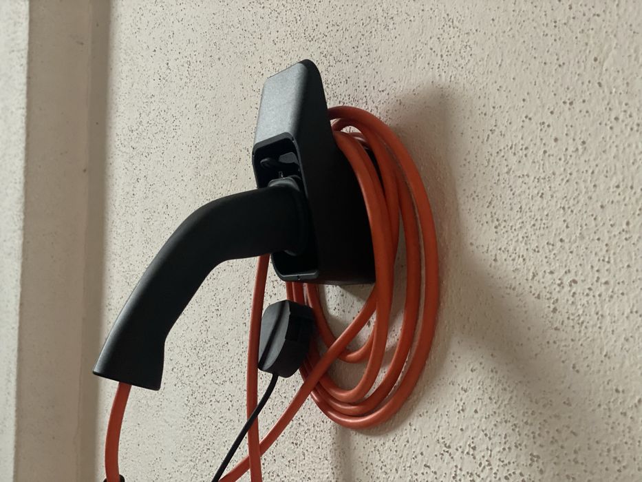 Carregador doméstico para híbrido plug-in/eléctrico 2,4 KW (oferta de suporte)