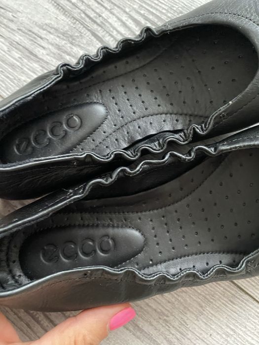 Ecco buty balerinki skorzane nowe roz 32
