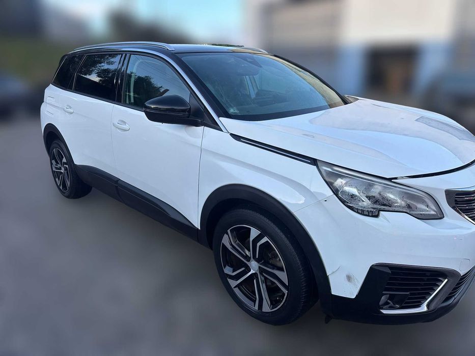 Peugeot 5008 II 1.5 BlueHDi 7Lug de 2018 Salvado