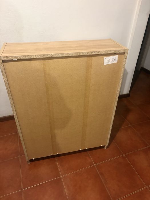 Estantes IKEA como novas