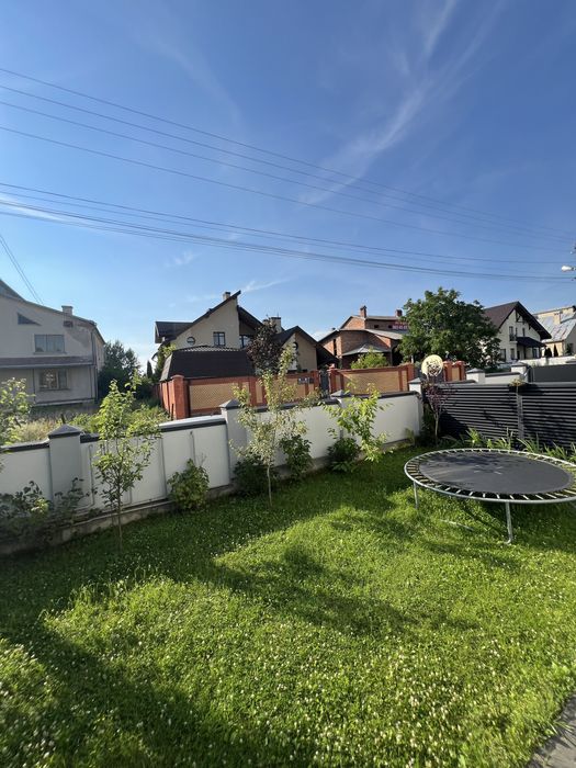 Оренда котеджу с. Лапаївка близько Зимна Вода