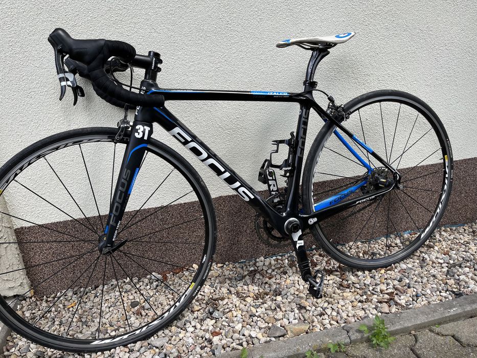 Rower szosowy Focus Izalco Team