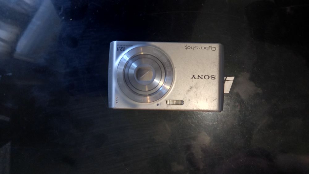 Продам фотоапарат Sonny w510