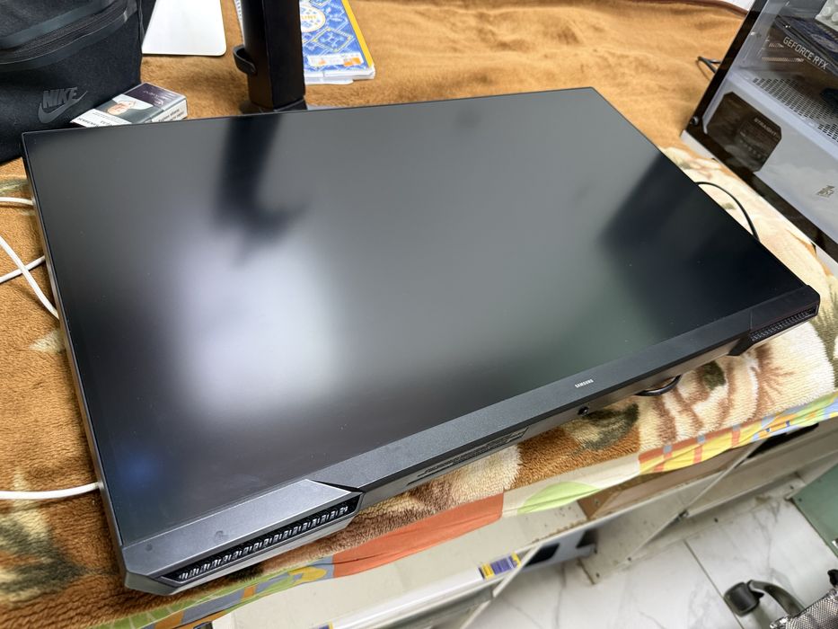Монитор игровой Samsung Odyssey G3 LS27DG302EI