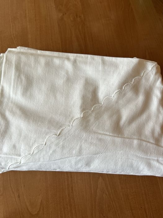 Постельное белье  белого цвета