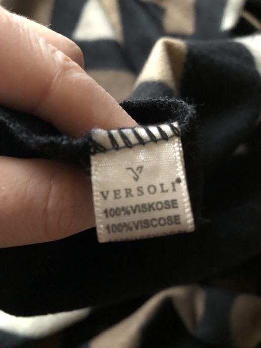 Piękny szal z wiskozy nowy