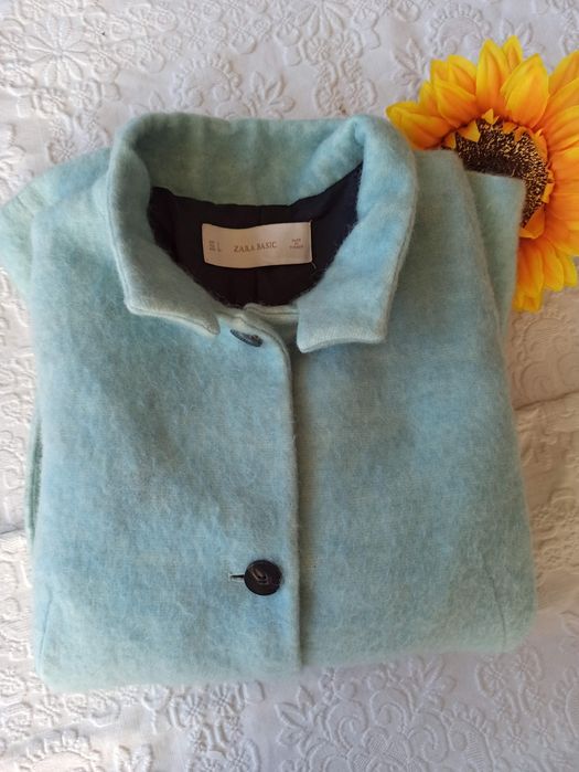 Casaco/ sobretudo  verde água tamanho L Zara