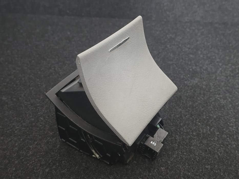 Consola Central Traseira Isqueiro Duplo /  Duas Entradas 12V ORIGINAL Mercedes w221 S class 2006-  EPC