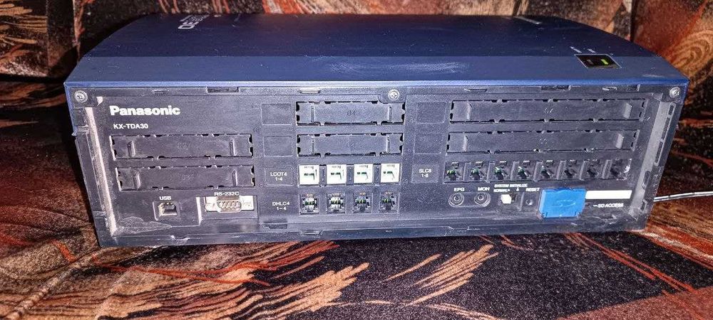 Panasonic KX-TDA-30. Телефонная станция