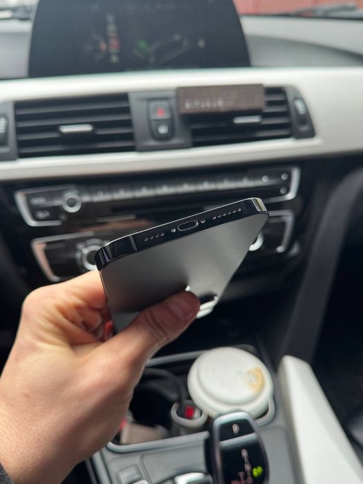 Продам iPhone 14pro max 256