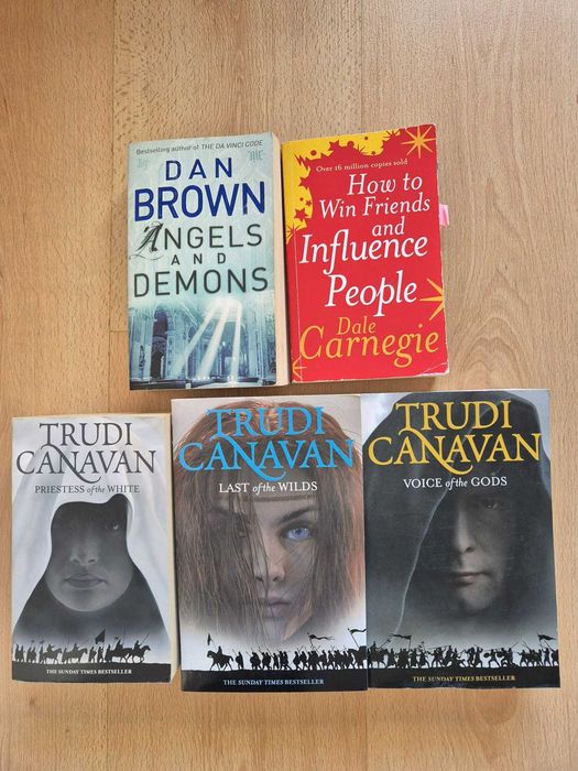 Books in english książki po angielsku: Brown, Carnegie, Canavan