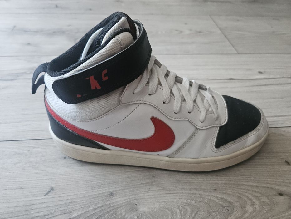Nike Court Borough Mid 2 GS roz. 38,5