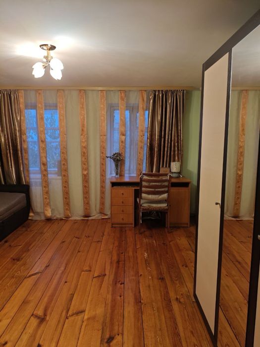 Здам в довгострокову оренду 2 поверх приватного будинку.