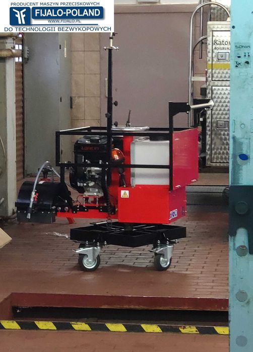 Wycinarka do asfaltu, piła do studzienek, piła do asfaltu. Wyrzynarka.