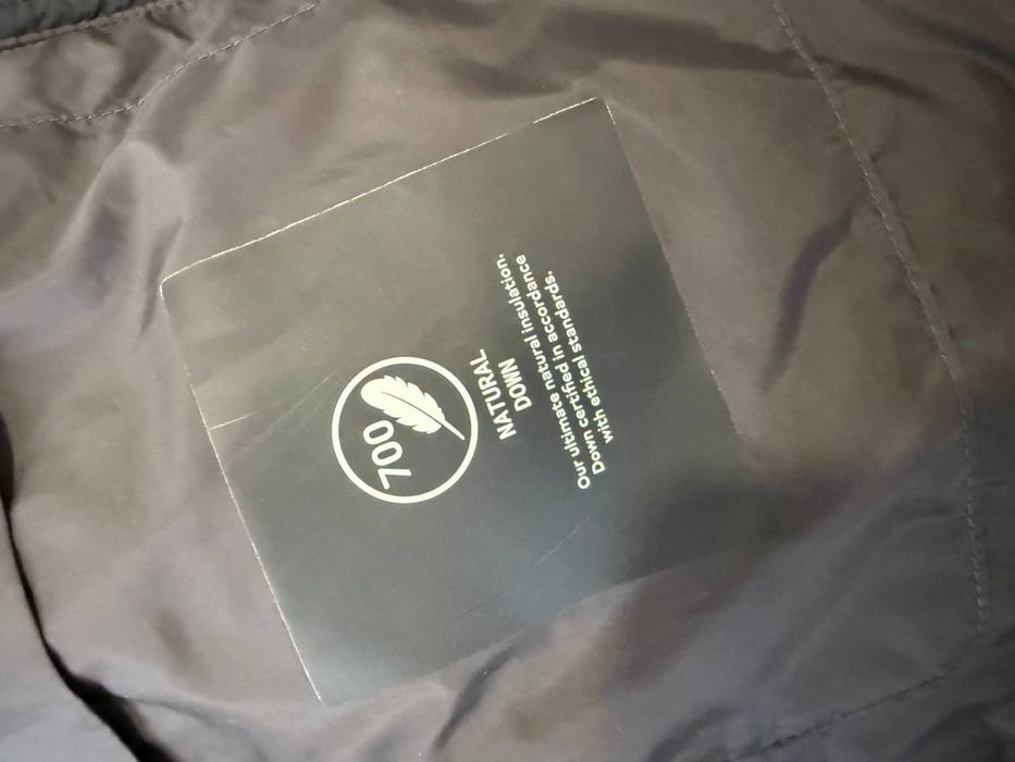 Продам демісезонну (зимову) куртку jack wolfskin