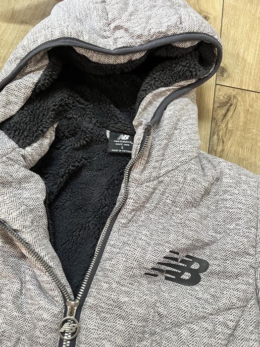 Куртка  New Balance, S розмір