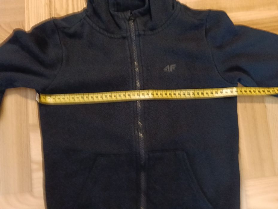 Bluza chłopięca rozsuwana 4F 152 cm