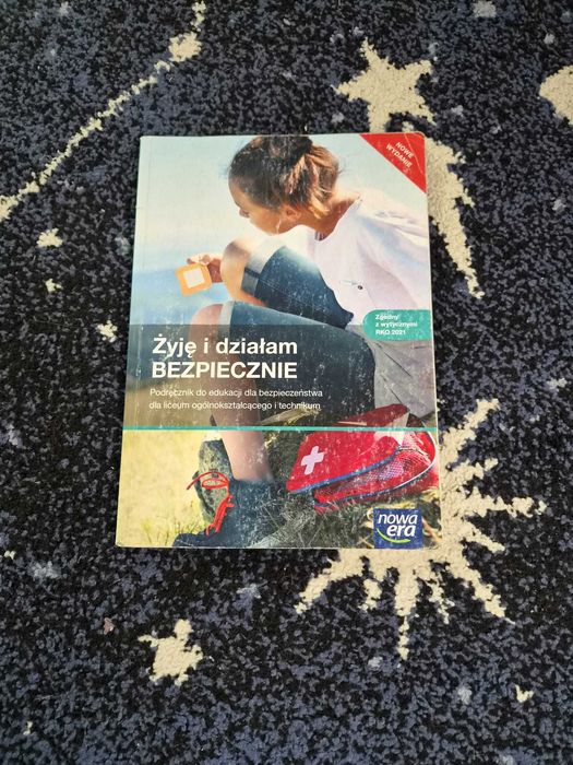 Podręcznik do EDB dla klas 1 - "Żyję i działam Bezpiecznie" - nowa era