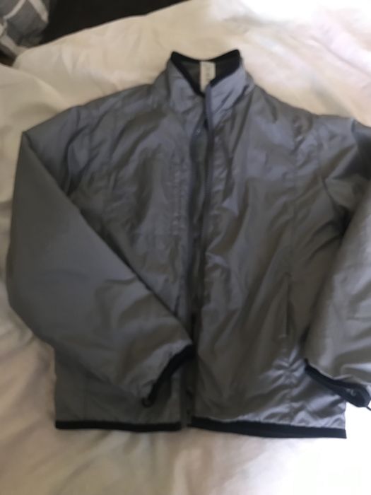 Куртка на хлопця.