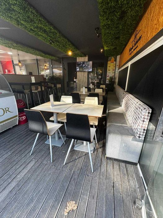 Trespasse de Café/restaurante nas Galerias Jardins do Lis, Leiria