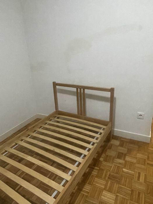 Cana de solteiro com colchão e estrado