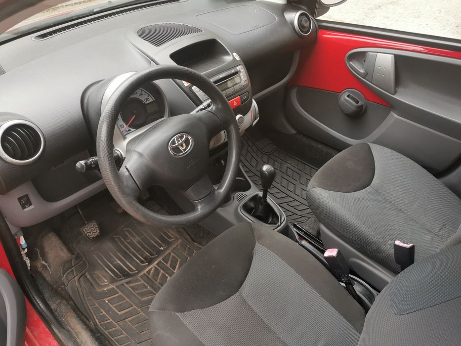 Toyota Aygo silnik 1.0 benzyna 2008 rok mały przebieg śliczna.
