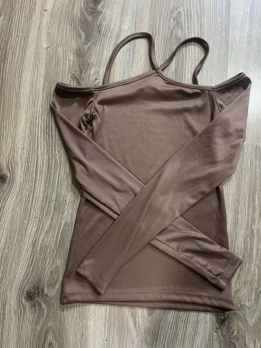 Кофтинка жіноча з відкритими плечима