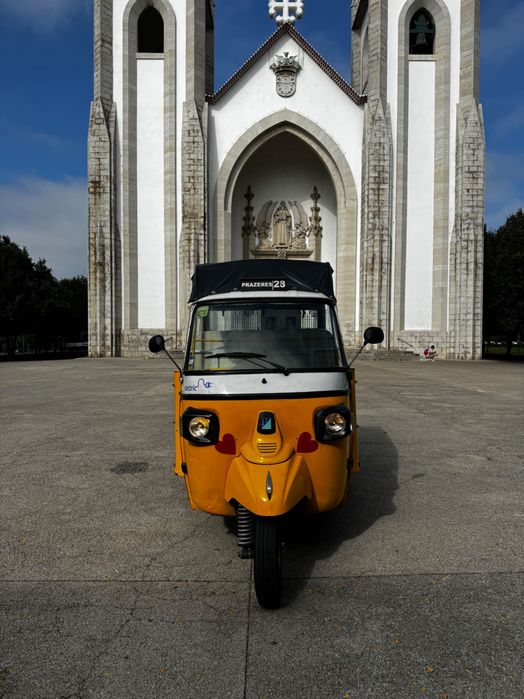 Tuk Tuk elétrico com baterias novas LÍTIO – 6 passageiros + condutor