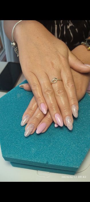 Paznokcie , manicure