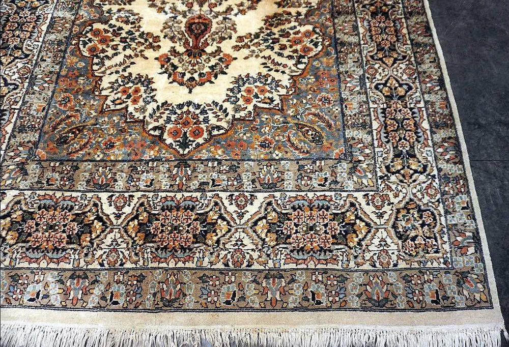 Tapete Persa GHOUM de Lã sobre Algodão com 230cm x 140cm - OBRA PRIMA