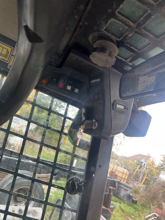 Бобкет гусиничний  бур гідромолот  пдв