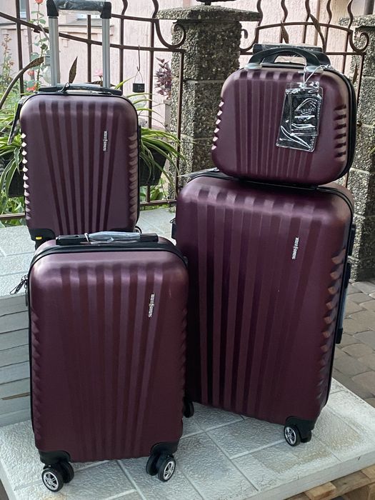 Чемодан .Валіза  Three Birds.