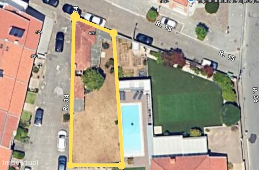 Moradia para reconstruir Lote de 220m2