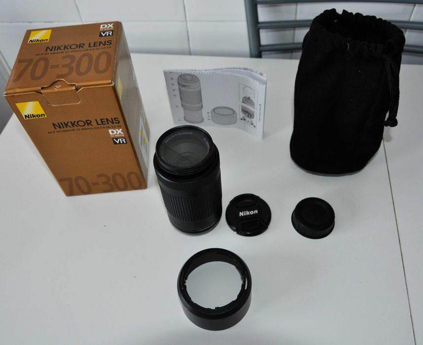 Objetiva Nikon AF-P DX 70-300mm f/4.5-6.3G ED VR (Como Nova)