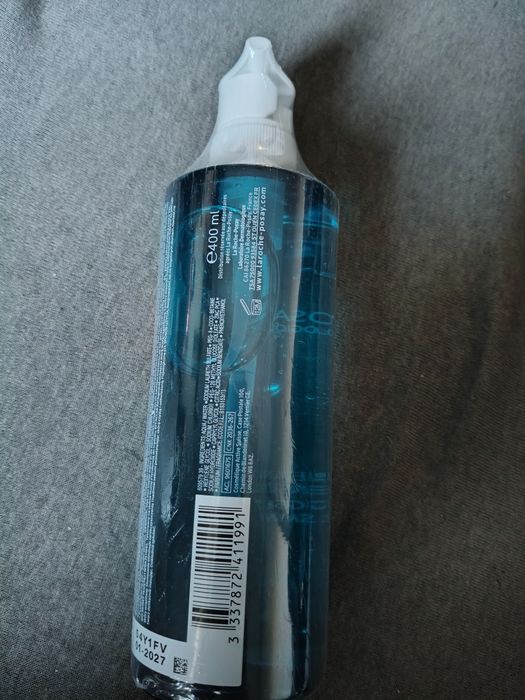 Sprzedam żel myjący do twarzy La Roche-posay