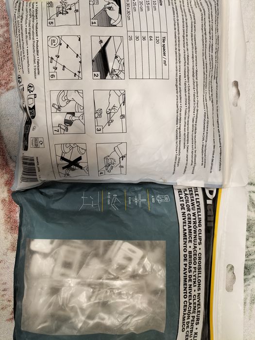 Klipsy Diall 4mm 200szt