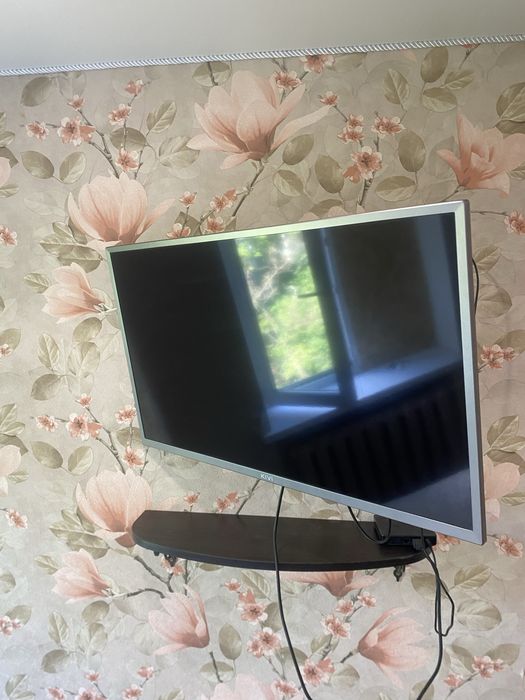 Телевізор KIVI 32” у хорошому стані