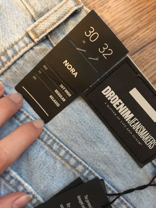 Nowe spodnie boyfriend jeans 30/32