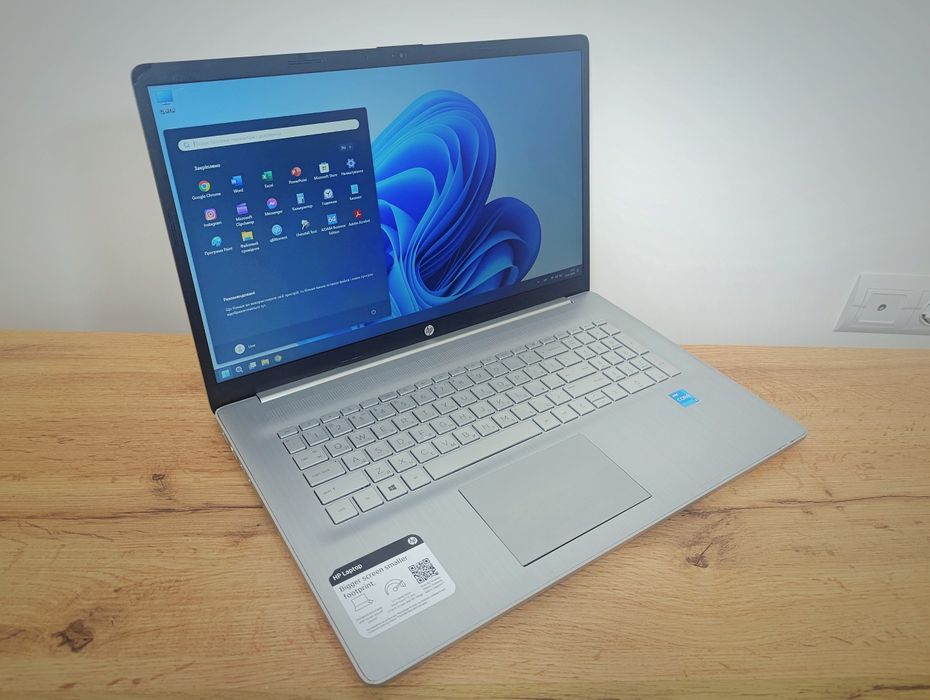 17.3' HD+ ноутбук HP/i3-1115G4/8GB DDR4/SSD 256GB/Батарея 0% зносу