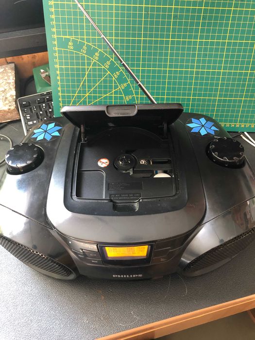 Radiomagnetofon radio -magnetofon itp