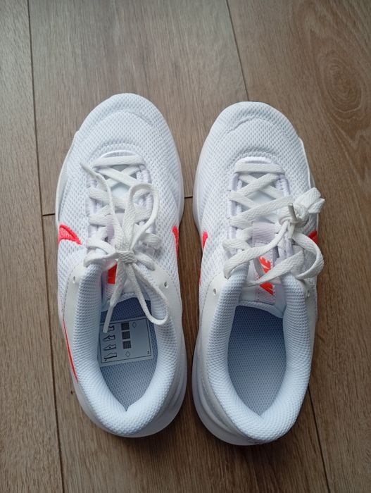 Sneakersy Nike rozm 37,5