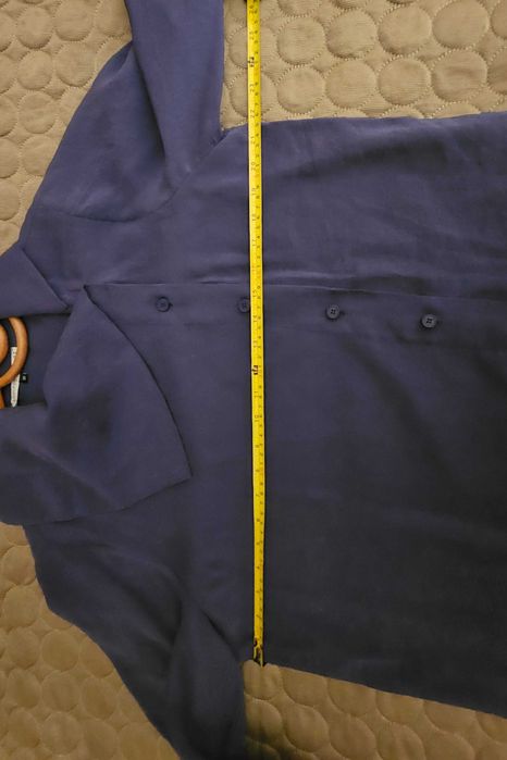 Camisa com gola larga